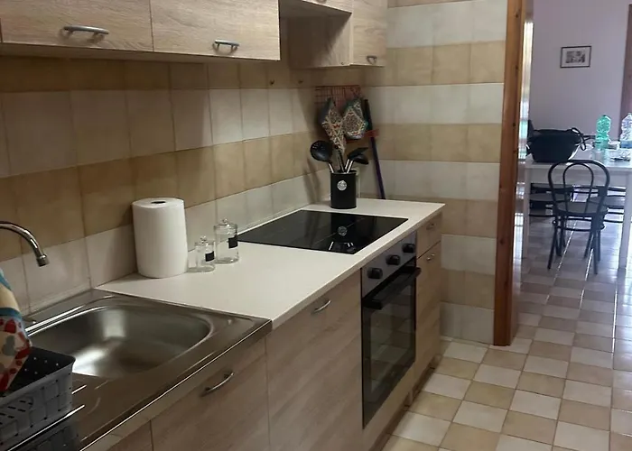 Lms House Torre Saracena